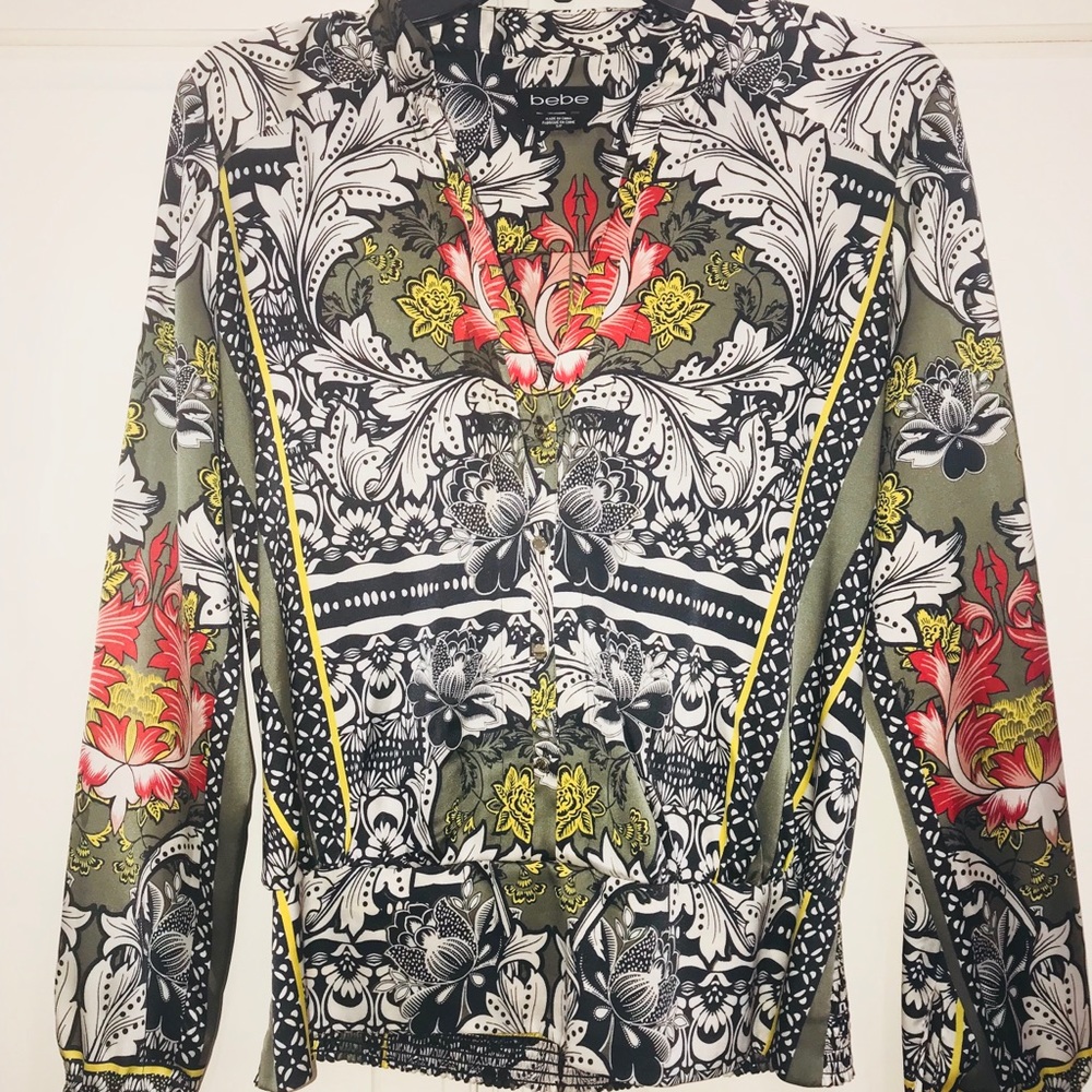 Top - Picture 2 of 4
